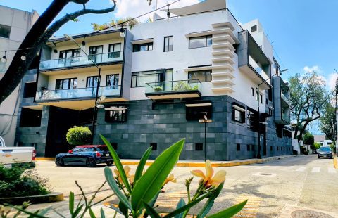 Departamento en Venta en Col. Xoco, Frente a Parque y Doble Seguridad.